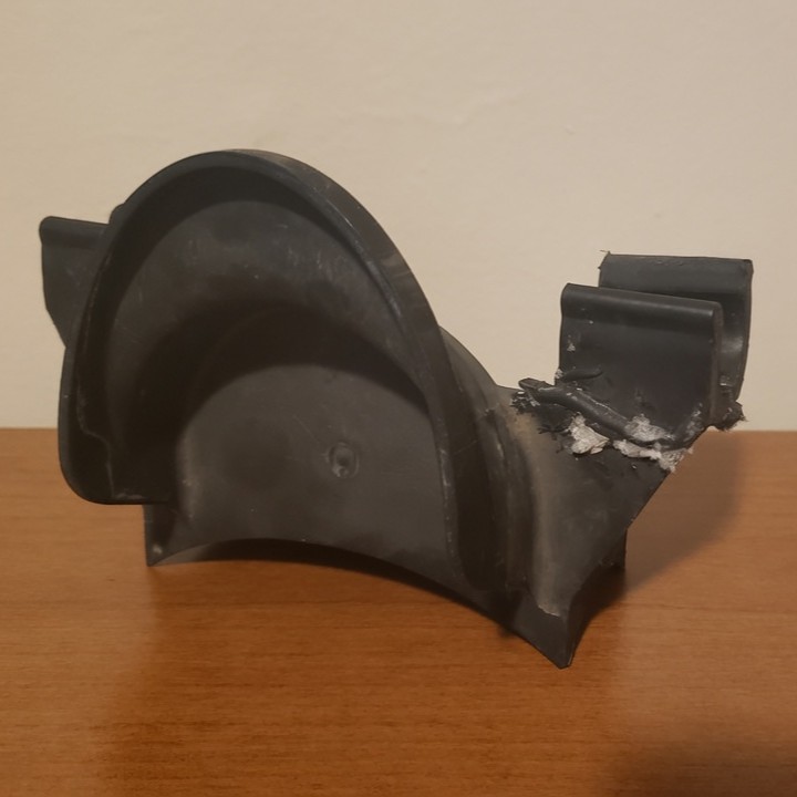 Sprayer bracket before scanning